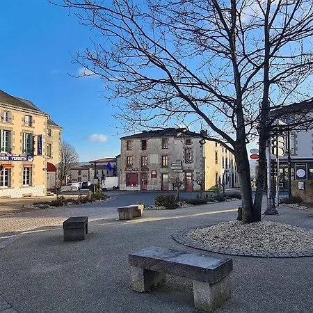 Le Nid Des Epesses Лез-Эпес